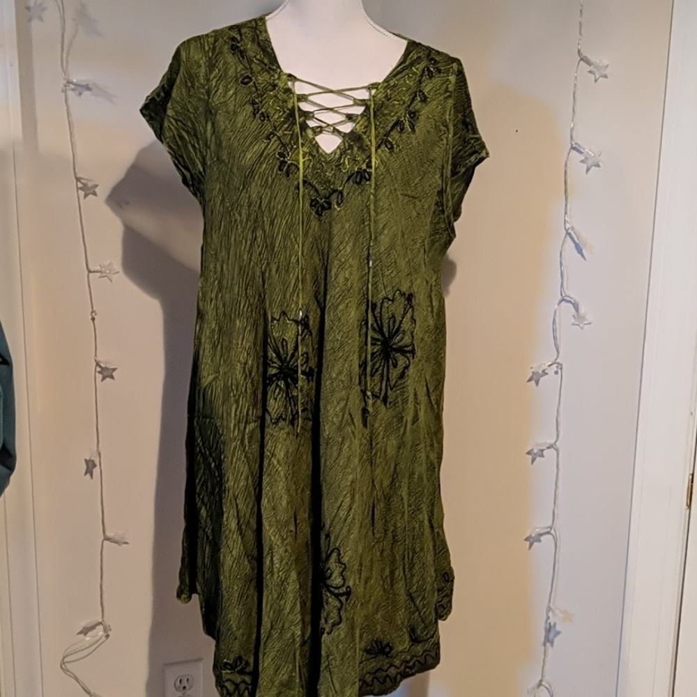 NWT Riveria Sun Cover